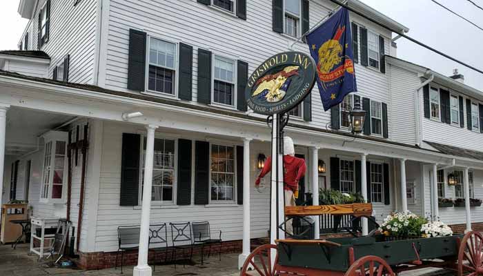 Dine Through History: 10 of the World’s Oldest Restaurants Still Serving Guests